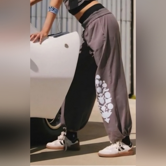 NWOT Hot Shot Crossover Logo Pants- Dark Shadow- PANTS ONLY - Picture 4 of 12